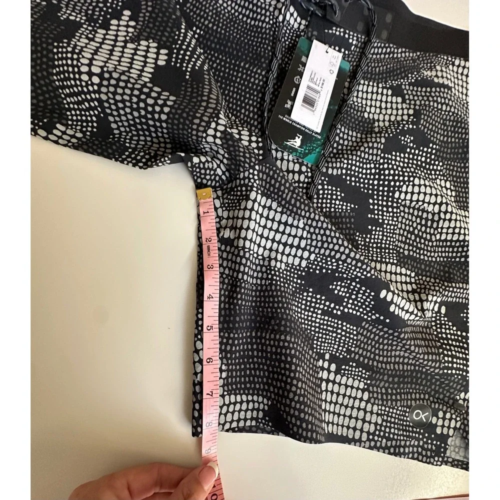 Outerknown Apex Kelly Slater Pescador Camo Boardshorts Grey Size 33 NWT